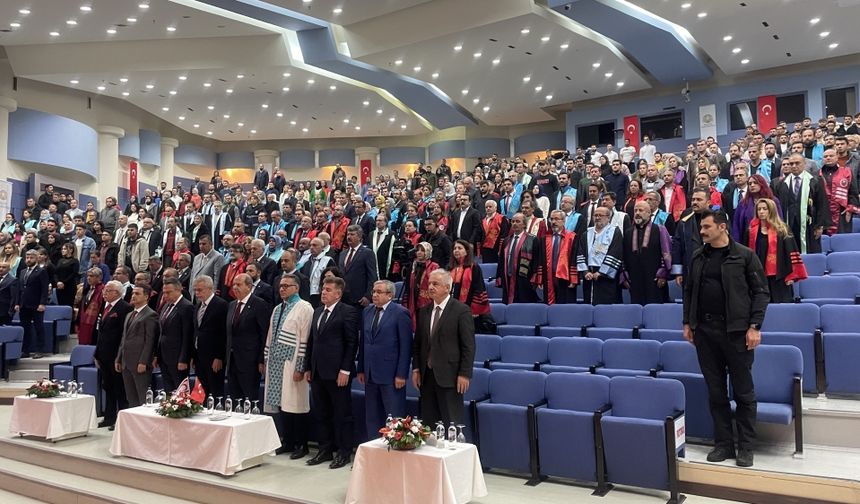 KKTC Cumhurbaşkanı Tatar, Selçuk Üniversitesi'nin Akademik Yıl Açılış Töreni'ne katıldı: