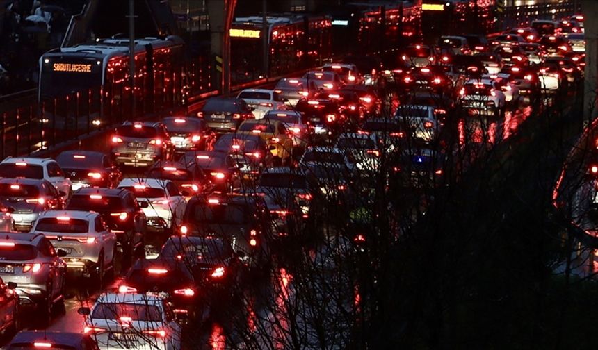 Trafiğe eylülde 212 bin 451 taşıtın kaydı yapıldı