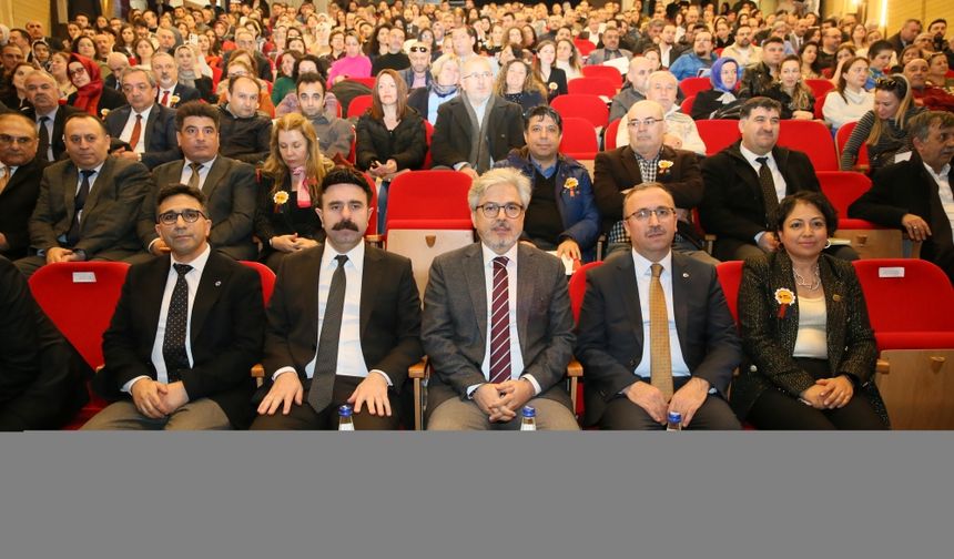 Milli Eğitim Bakan Yardımcısı Yelkenci, "Eskişehir Öğretmen Akademileri Açılış Dersi Programı"nda konuştu: