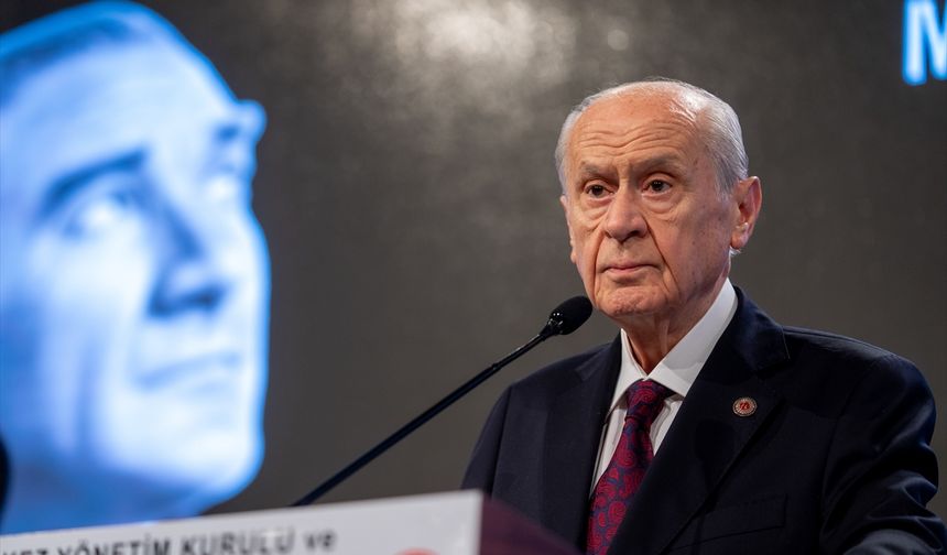 MHP Lideri Bahçeli: Milliyetçi Hareket Partisi, İsrail’in kesinkes güç kullanılarak önünün kesilmesi düşüncesindedir