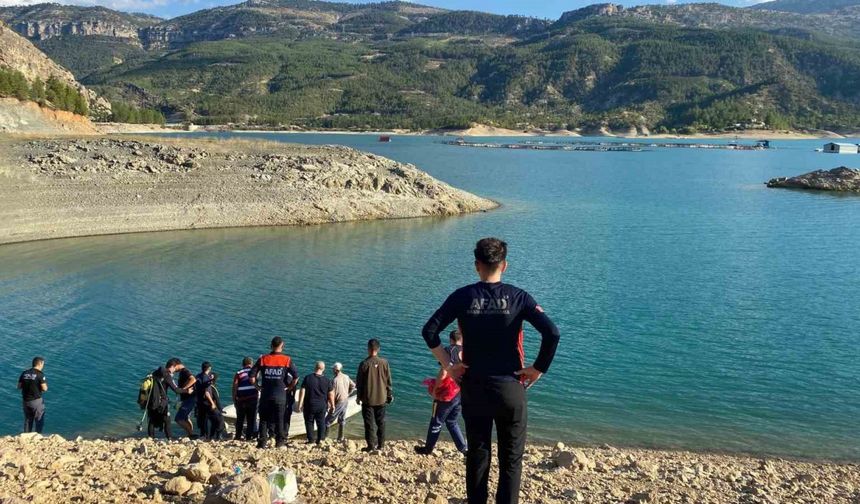 Karaman’da baraj gölüne giren 17 yaşındaki genç boğuldu