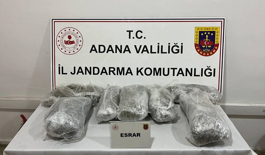 Adana'da 6 kilogram uyuşturucuyla yakalanan 2 kişi tutuklandı