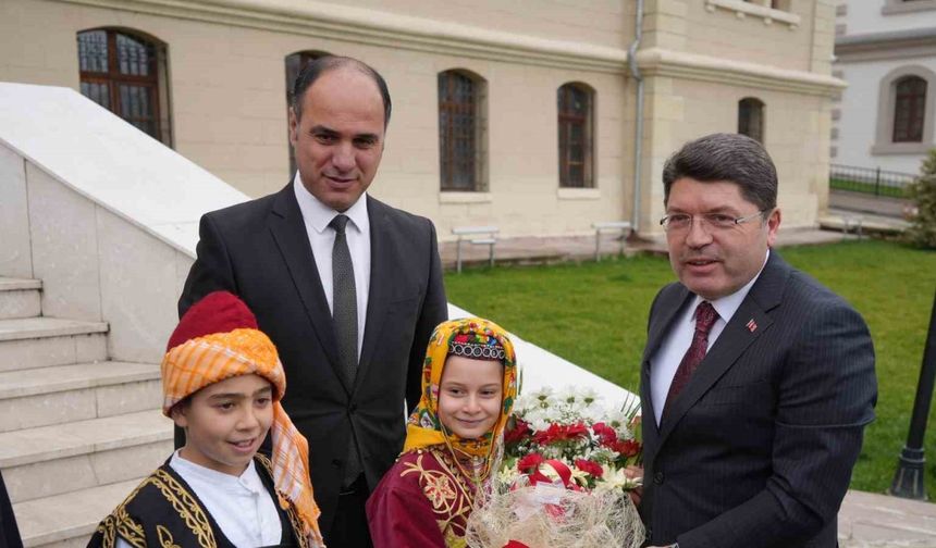 Adalet Bakanı Tunç’tan CHP Genel Başkanı Özel’e sert eleştiri