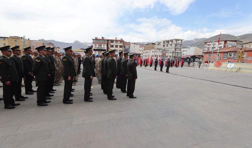 Hakkari'nin düşman işgalinden kurtuluşunun 107. yıl dönümü kutlandı