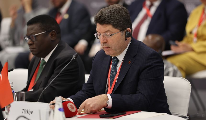 Adalet Bakanı Tunç, "13. St. Petersburg Uluslararası Hukuk Forumu"nda konuştu: