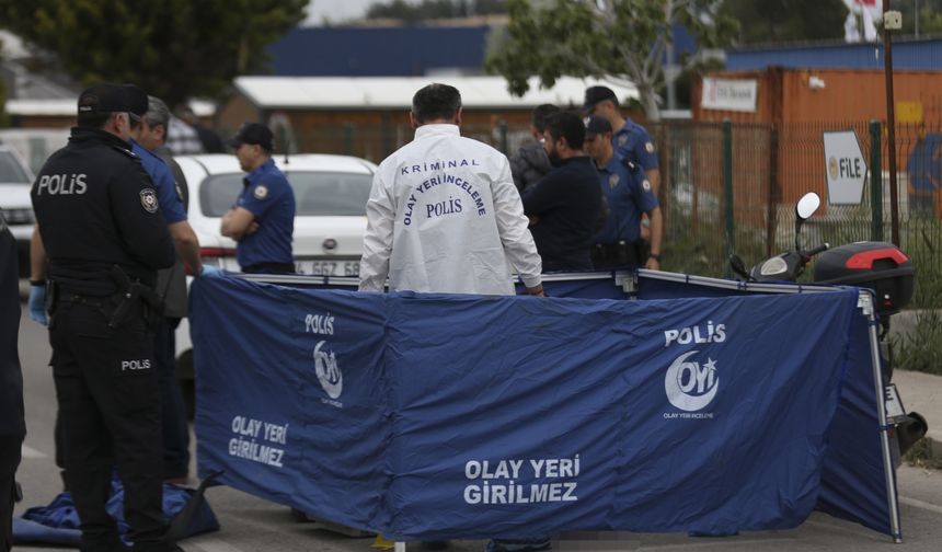 Çanakkale'de boşanma aşamasındaki eşi tarafından silahla vurulan kadın öldü