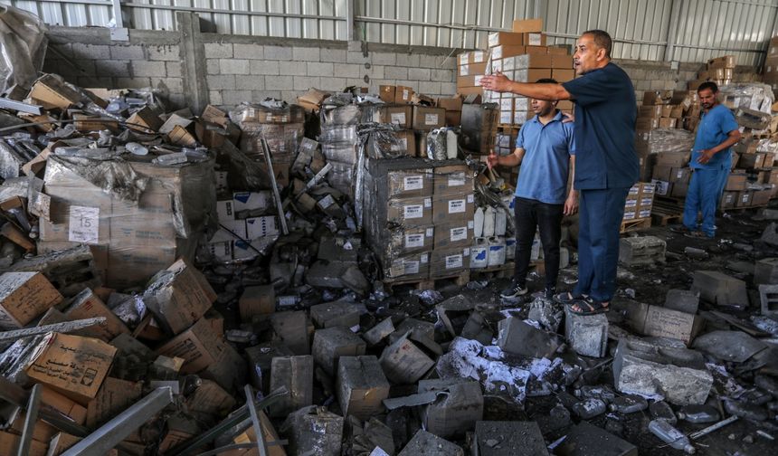İsrail, Gazze'deki Nasır Hastanesi tıbbi malzeme deposunu hedef aldı