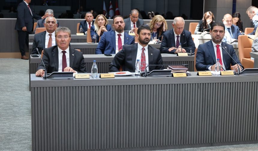 KKTC Cumhuriyet Meclisi yeni binasında ilk toplantısını yaptı