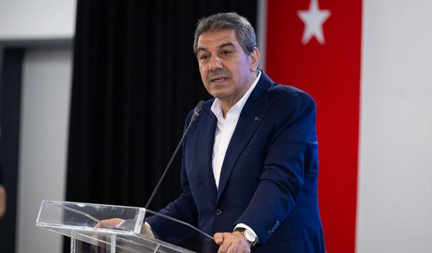 Sanayi ve Teknoloji Bakanı Kacır, Esenler Gençlik Merkezi’nde konuştu: