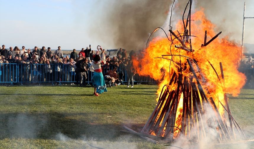 Tekirdağ'da "2. Süleymanpaşa Kakava Hıdrellez Şenliği" düzenlendi