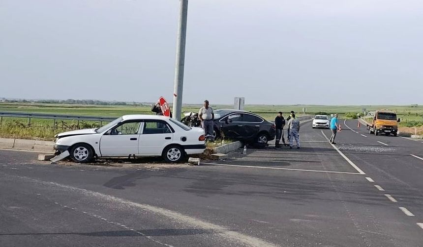 Tekirdağ'da iki otomobilin çarpıştığı kazada 1 kişi öldü, 3 kişi yaralandı