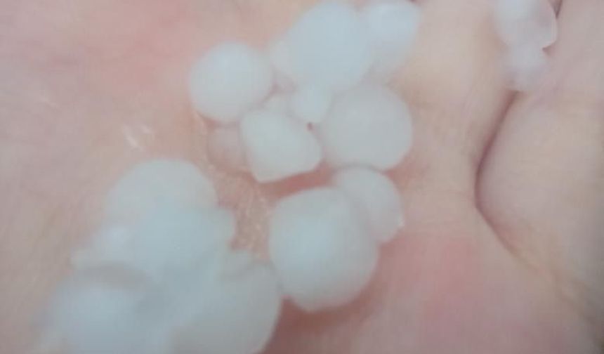 Ankara’da dolu yağışı etkisini sürdürüyor