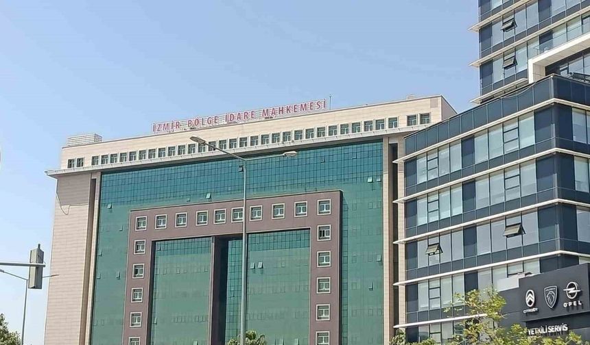 İzmir’de rüşvet operasyonu: İcra müdür yardımcısı ve katip tutuklandı