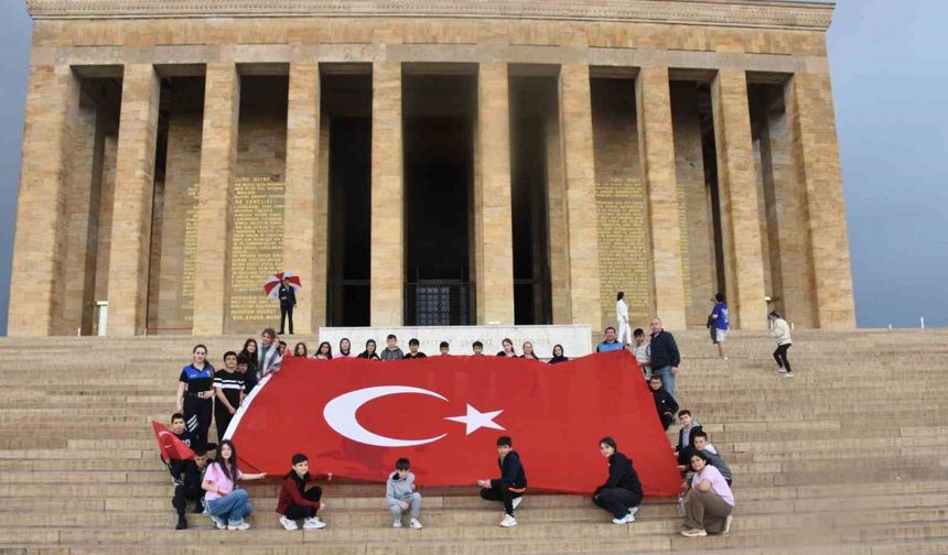 Kastamonu’da öğrencilerden Anıtkabir ziyareti