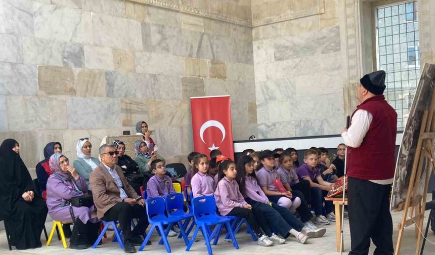 Sivas’ta Çocuklara, 8 asırlık mekanda masal tadında vakıf bilinci aşılandı