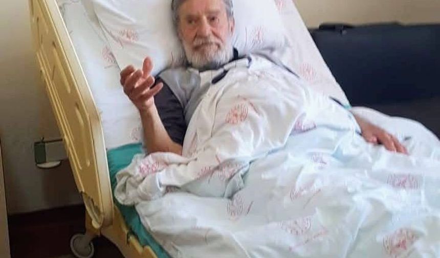 Yeşilçam’ın efsane ismi Ahmet Mekin hastaneye kaldırıldı