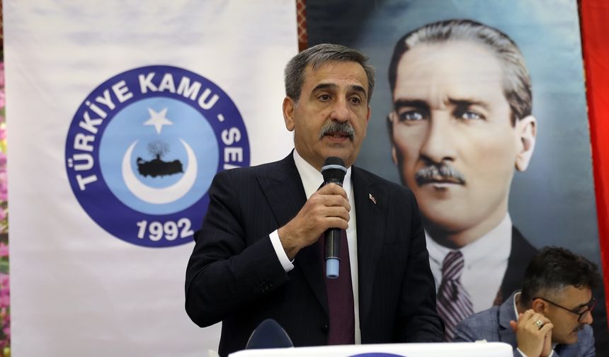 Türkiye Kamu-Sen Genel Başkanı Önder Kahveci, Iğdır'da konuştu: