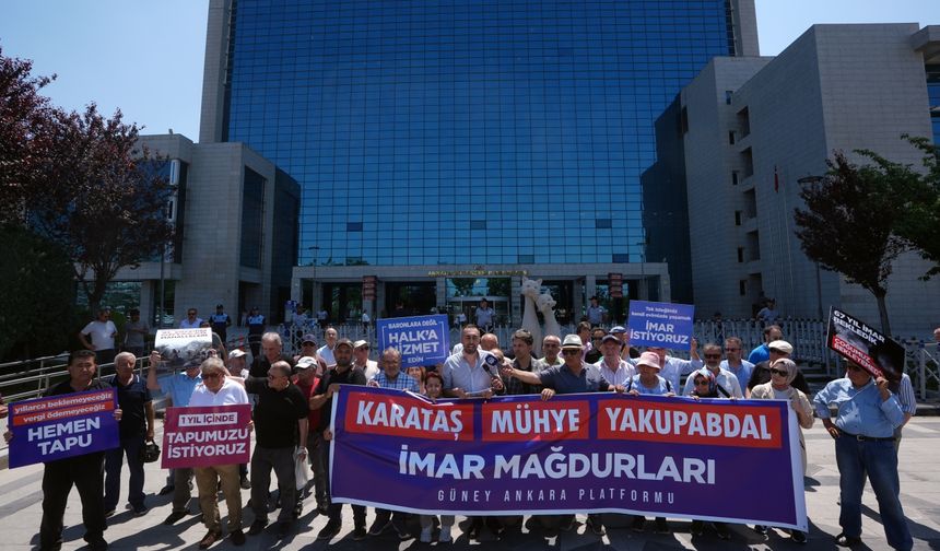 Başkent'te "imar mağdurları" ABB önünde eylem yaptı