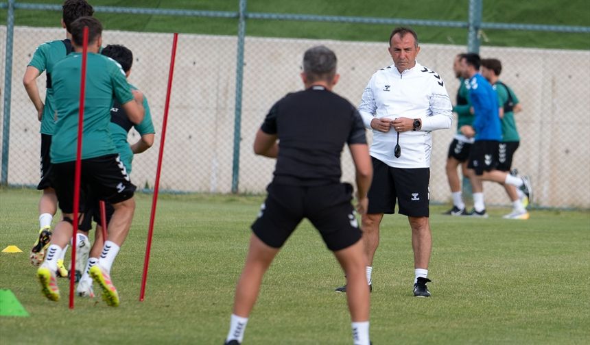Konyaspor, yeni sezona takımın yapısını koruyarak girecek