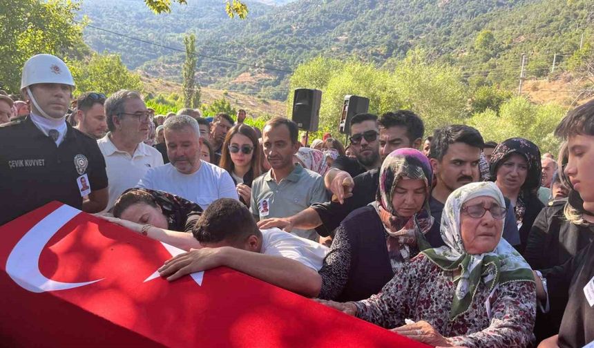 Şehit orman işçisi Ragıp Şahin, son yolculuğuna uğurlandı