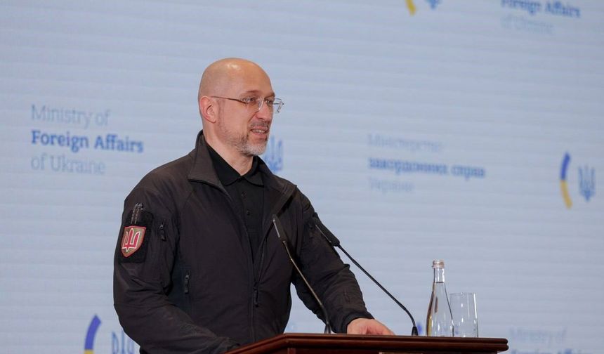 Ukrayna Savunma Bakanı Şmihal: "Gelecek yıl savunma için en az 120 milyar dolara ihtiyacımız olacak"