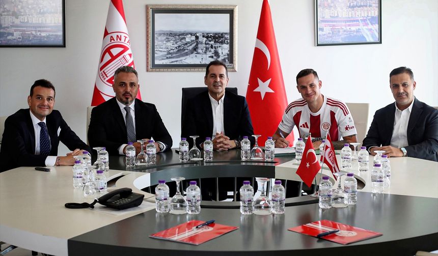 Antalyaspor, Bosna Hersekli futbolcu Dario Saric'i transfer etti