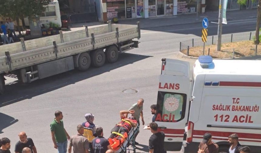 Iğdır’da tır motosiklete çarptı: 1 yaralı