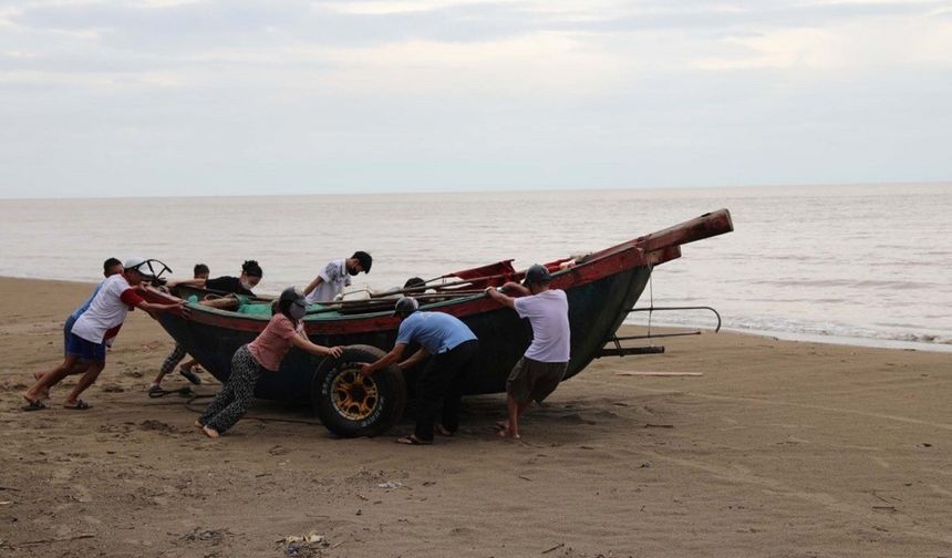 Vietnam’da Kajiki Tayfunu alarmı: 586 binden fazla kişi tahliye edildi
