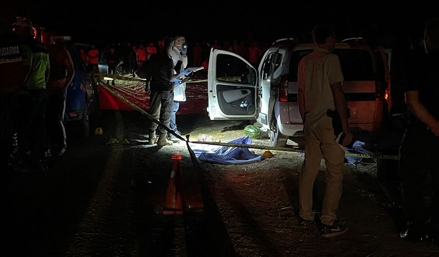 GÜNCELLEME - Batman'da bir araca düzenlenen silahlı saldırıda anne, baba ve 2 çocuğu hayatını kaybetti