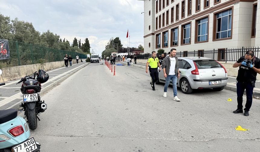 Yalova Adliyesi girişindeki silahlı saldırıda 1 kişi öldü, 1 kişi yaralandı