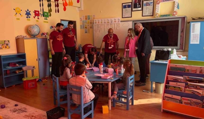 Galatasaray taraftar grubu Giresun’da kalpleri ısıttı