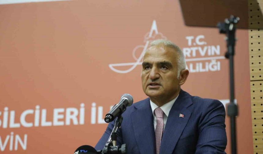 Kültür ve Turizm Bakanı Ersoy: "2025 yıl sonu hedefimiz olan 64 milyar dolar gelire doğru emin adımlarla ilerliyoruz"