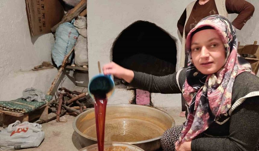 Yozgat’ta pekmez kazanları kaynadı