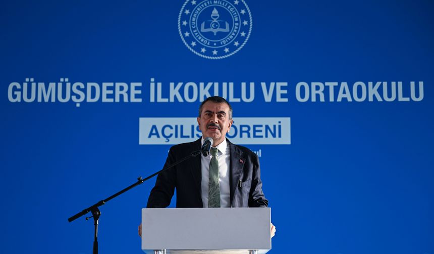 Bakan Tekin, Sarıyer'de Gümüşdere İlkokulu ve Ortaokulu'nun açılış töreninde konuştu: