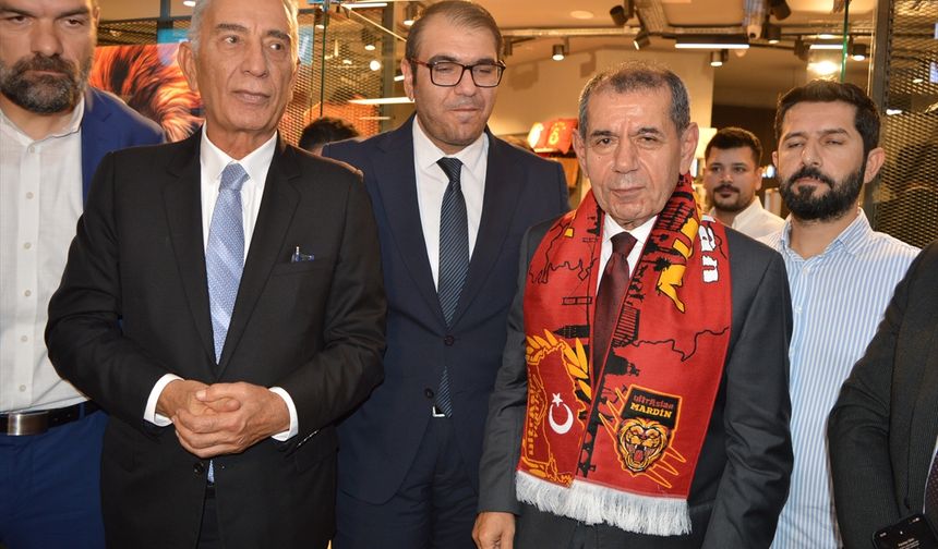 Galatasaray Kulübü Dursun Özbek, Mardin'de GS Store mağazasının açılışını yaptı