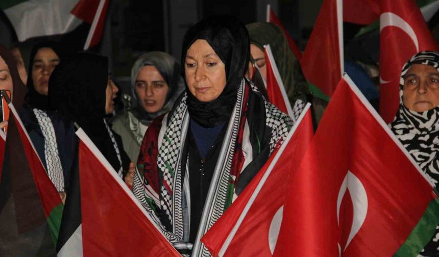 Çorum’da yüzlerce vatandaş İsrail’i protesto etti