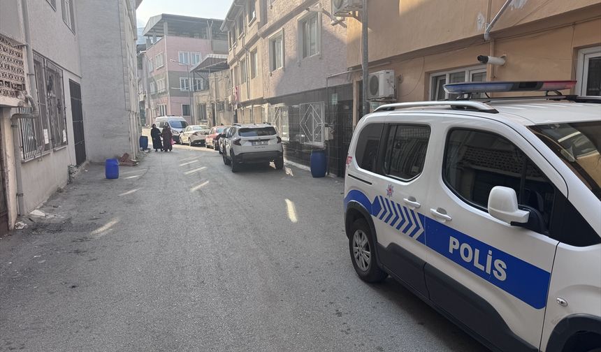 Bursa'da erkek arkadaşı tarafından bıçaklanan kadın hayatını kaybetti