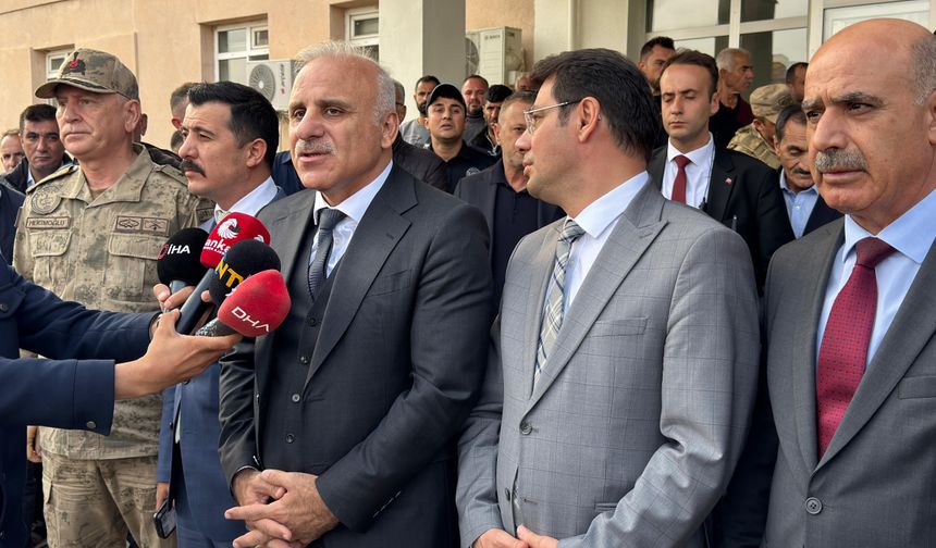 Diyarbakır'da viyadük inşaatında iskelenin çökmesi sonucu 4 işçi öldü, 1 işçi yaralandı