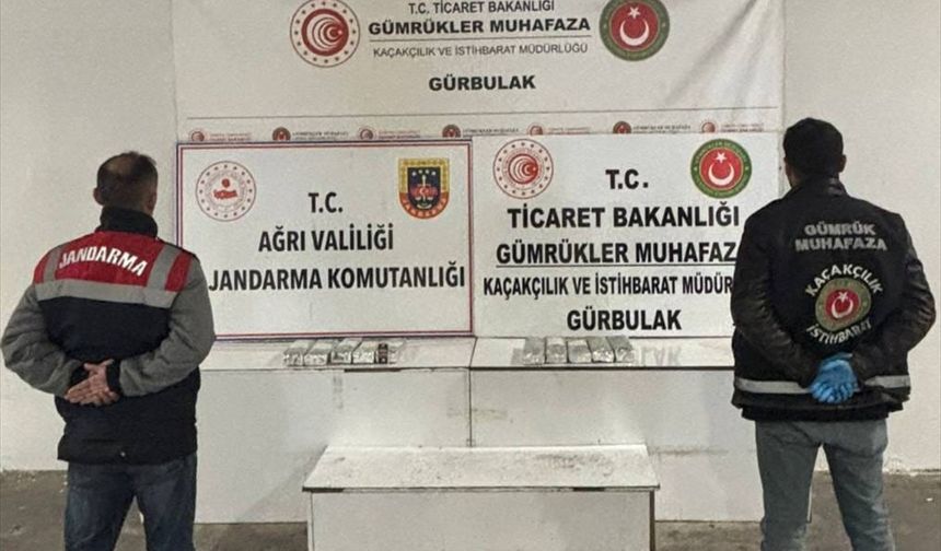 Gürbulak Gümrük Kapısı'nda iki tırda 10 kilo 574 gram uyuşturucu ele geçirildi