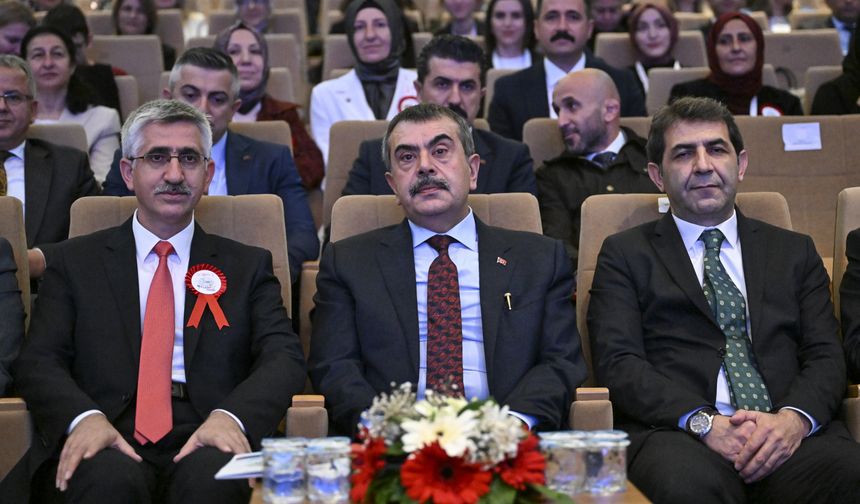 Milli Eğitim Bakanı Tekin, 2. Maarif Kongresi'nde konuştu: