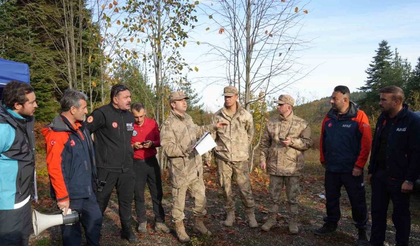 Kayıp anne ve oğlunu arama çalışmaları devam ediyor
