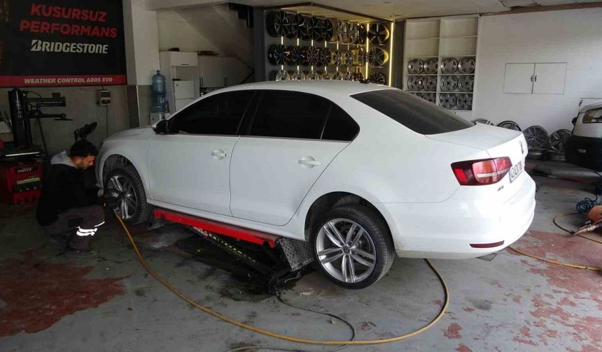 Kütahya’da lastikçilerde yoğunluk