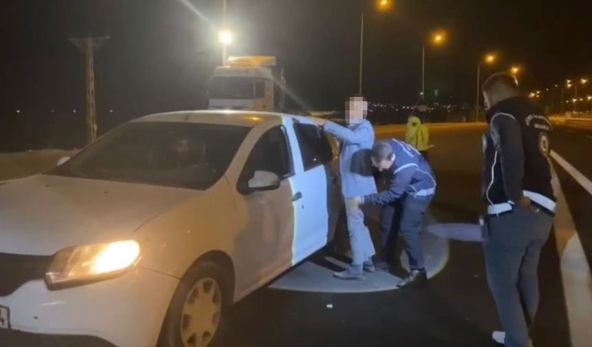 Osmaniye’de 9 düzensiz göçmen ve 3 organizatör yakalandı