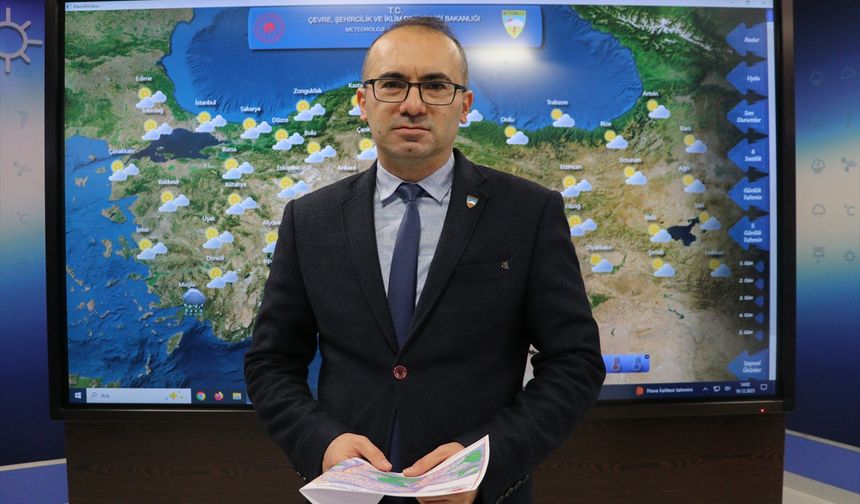 Hafta sonu yurdun batısı yağmurlu, diğer kesimleri az bulutlu geçecek