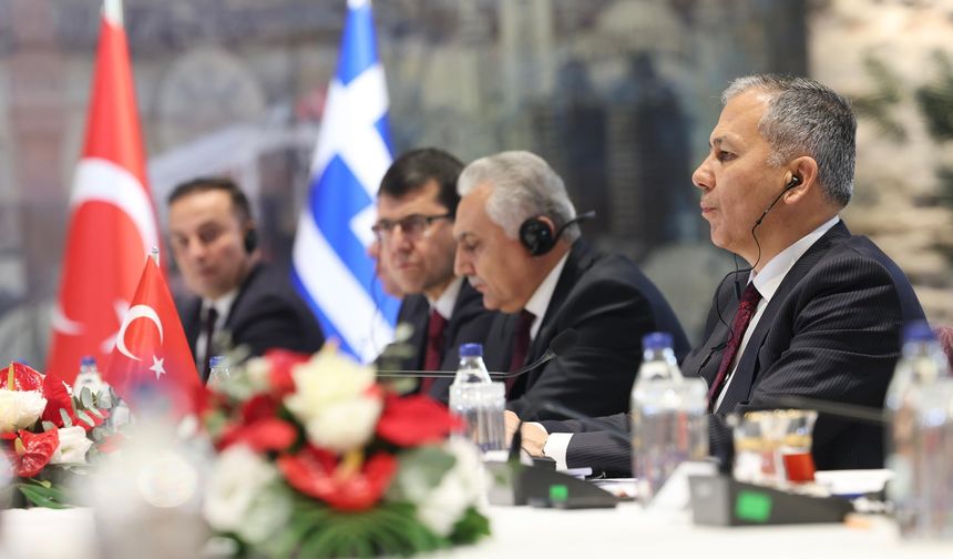 İçişleri Bakanı Yerlikaya, Yunanistan Vatandaşı Koruma Bakanı Chrisochoidis ile görüştü: