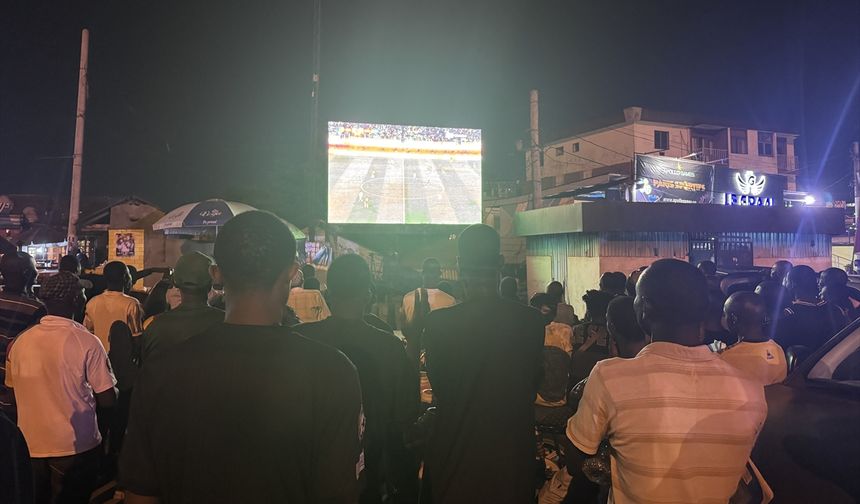 Kamerun'un Afrika Uluslar Kupası'na galibiyetle başlaması başkent Yaounde'de coşkuyla karşılandı