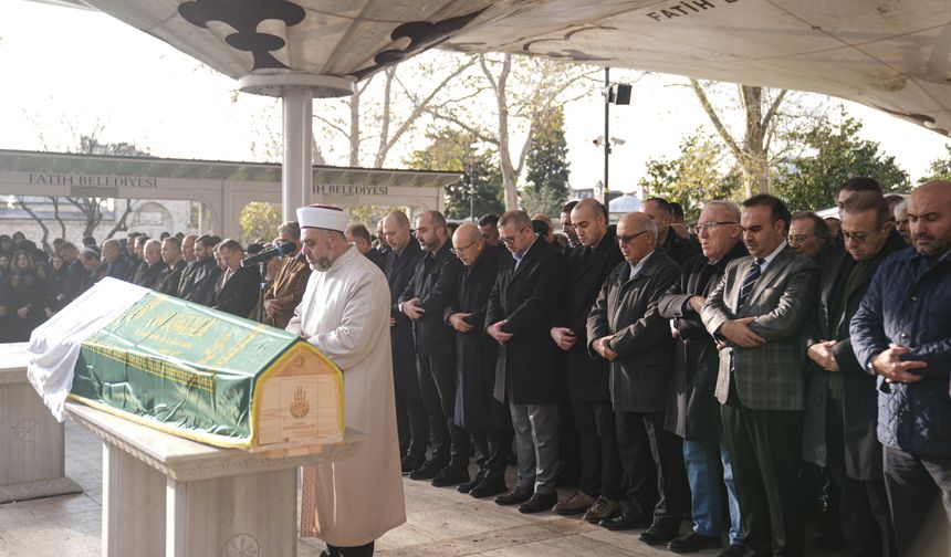 TCMB Başkanı Fatih Karahan'ın annesi Hatice Karahan son yolculuğuna uğurlandı