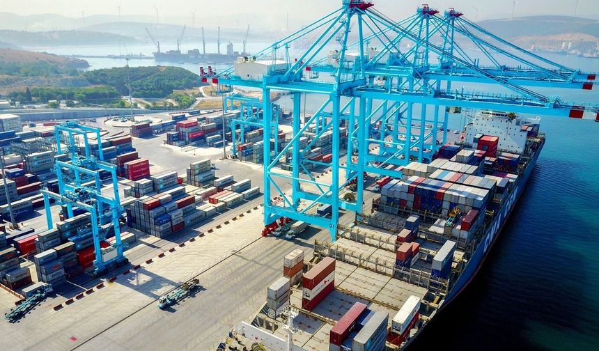 Aliağa, ihracatta Türkiye'nin ikinci büyük gümrüğü oldu