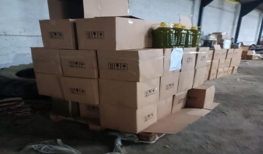 Aydın'da piyasa sürülmeye hazırlanan 931 litre sahte yağ yakalandı