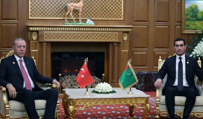 Cumhurbaşkanı Erdoğan, Türkmenistan Devlet Başkanı Berdimuhamedov ile görüştü